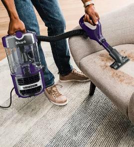 Shark Lift-Away with Powerfins and Self-Cleaning Brushroll ZD201