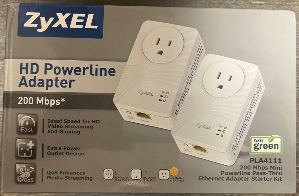 ZyXEL 200 Mbps Fast Ethernet Powerline Wall-Plug Adapter, Starter Kit - 2 Units (PLA4111KIT)